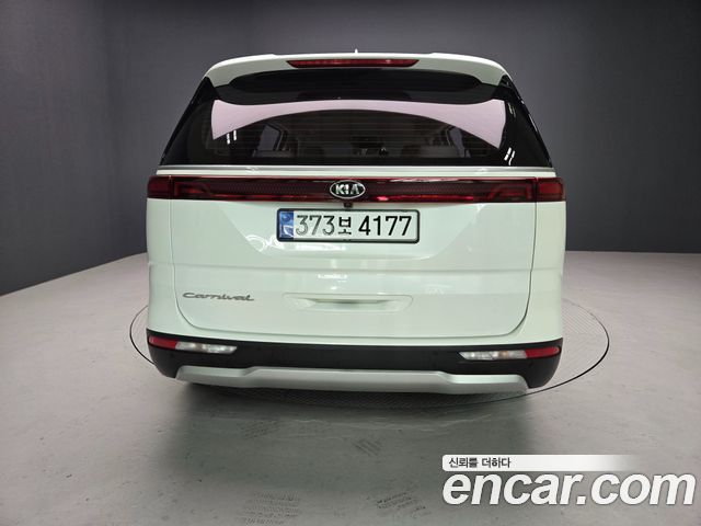 Kia Carnival (IV) Diesel 9-Seater Prestige 2021 — фото 21
