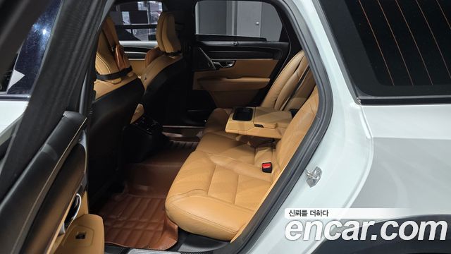 Volvo V90 Cross Country D5 PRO AWD 2019 — фото 12