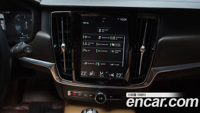 Volvo V90 Cross Country D5 PRO AWD 2019 — фото 17