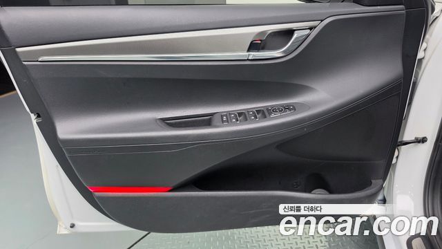 Hyundai Grandeur (IG) 2.5 Premium 2020 — фото 24