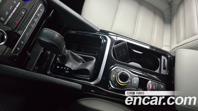 Renault Korea SM6 2.0 GDe Premiere 2020 — фото 9