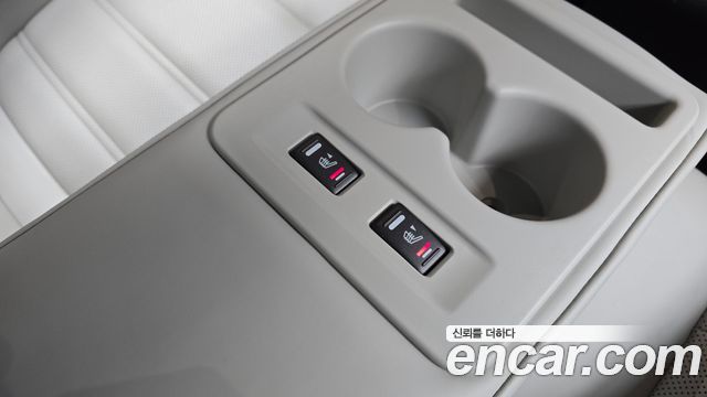 Renault Korea SM6 2.0 GDe Premiere 2020 — фото 19