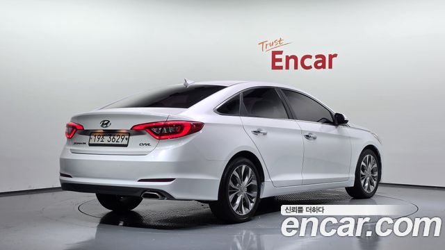 Hyundai Sonata (LF) 2.0 Smart 2015 — фото 2