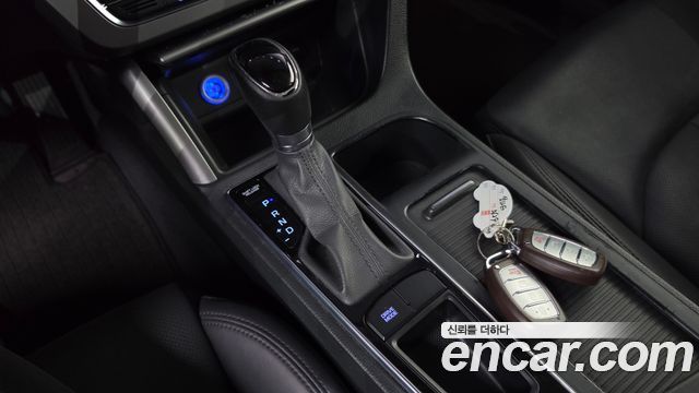 Hyundai Sonata (LF) 2.0 Smart 2015 — фото 9