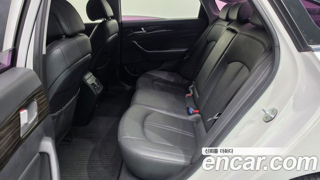 Hyundai Sonata (LF) 2.0 Smart 2015 — фото 11