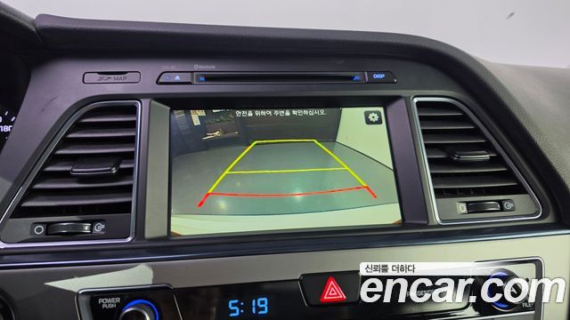 Hyundai Sonata (LF) 2.0 Smart 2015 — фото 15