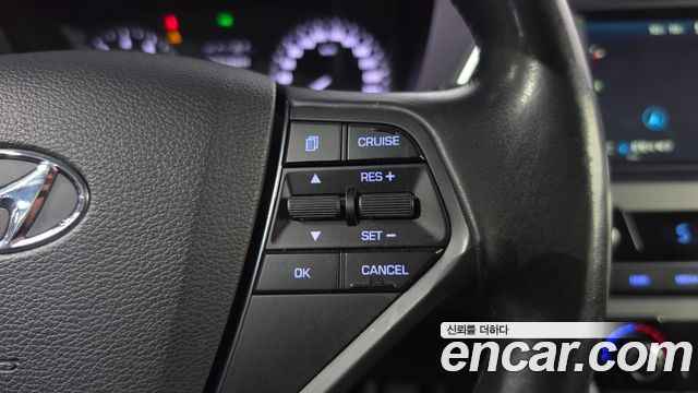 Hyundai Sonata (LF) 2.0 Smart 2015 — фото 17