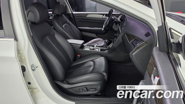 Hyundai Sonata (LF) 2.0 Smart 2015 — фото 26
