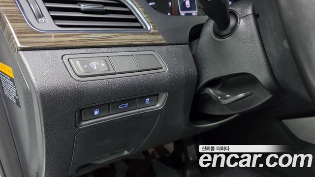 Hyundai Sonata (LF) 2.0 Smart 2015 — фото 27