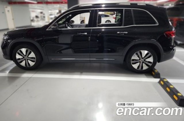 Mercedes-Benz EQB (X243) EQB300 4MATIC Electric Art 2024 — фото 2