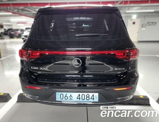Mercedes-Benz EQB (X243) EQB300 4MATIC Electric Art 2024 — фото 4