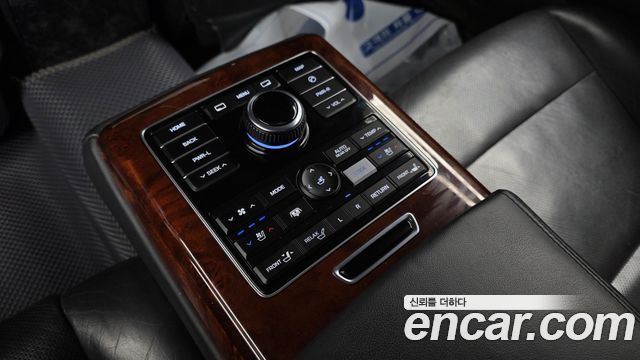 Hyundai Equus (New) VS500 Prestige 2013 — фото 18