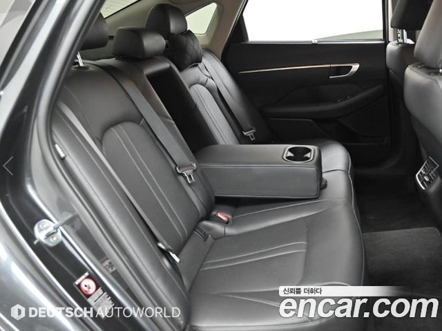 Hyundai Sonata (DN8) 1.6 Turbo Premium Family 2021 — фото 16