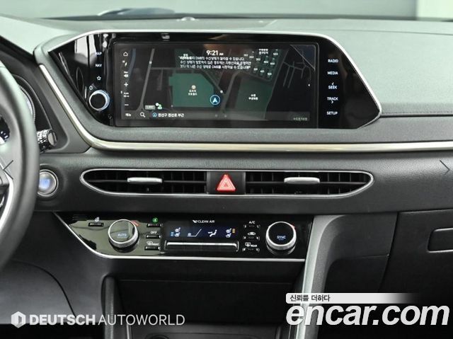 Hyundai Sonata (DN8) 1.6 Turbo Premium Family 2021 — фото 18