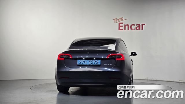 Tesla Model 3 Long Range AWD 2022 — фото 4
