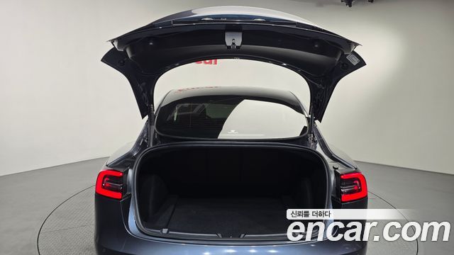 Tesla Model 3 Long Range AWD 2022 — фото 16