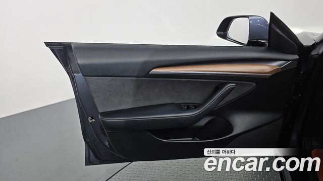 Tesla Model 3 Long Range AWD 2022 — фото 24