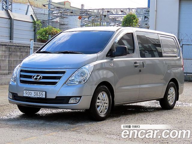 Hyundai Grand Starex 5-Seater VAN Smart 2017 — фото 2