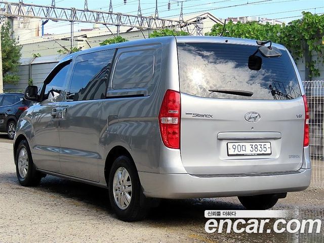 Hyundai Grand Starex 5-Seater VAN Smart 2017 — фото 3