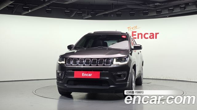 Jeep Compass (II) 2.4 Longitude AWD 2019 — фото 3