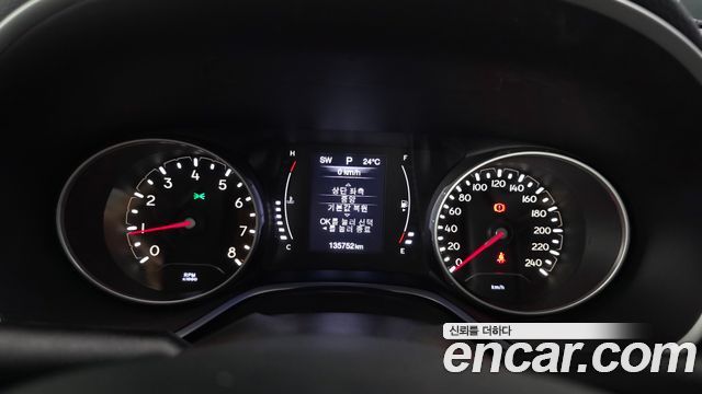 Jeep Compass (II) 2.4 Longitude AWD 2019 — фото 8