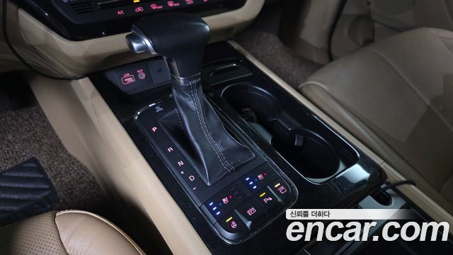 Kia Carnival Gasoline 9-seater Noblesse 2017 — фото 9