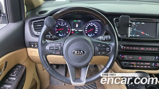 Kia Carnival Gasoline 9-seater Noblesse 2017 — фото 13
