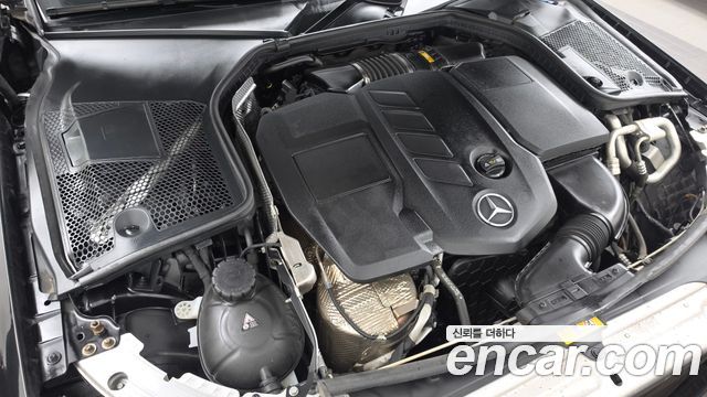 Mercedes-Benz C-Class (W205) C220 d 4MATIC Coupe 2019 — фото 6