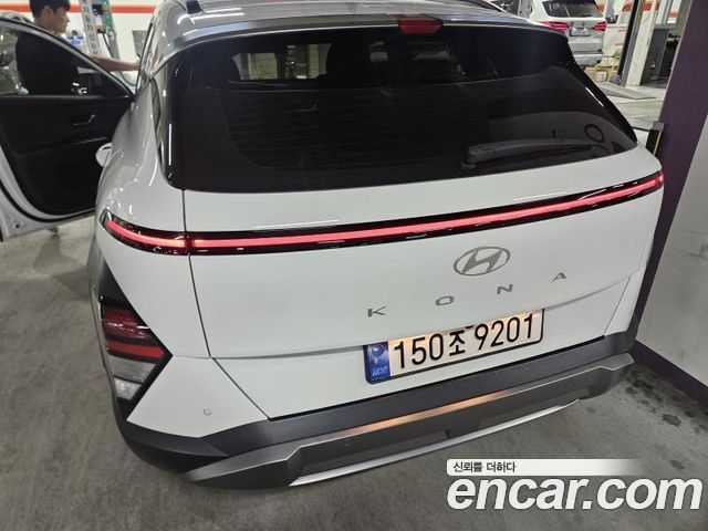 Hyundai Kona (SX2) Gasoline 1.6 Turbo 2WD Premium 2023 — фото 2