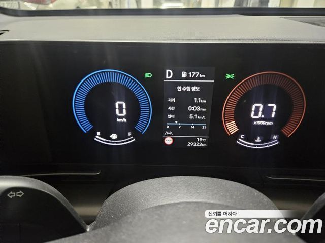 Hyundai Kona (SX2) Gasoline 1.6 Turbo 2WD Premium 2023 — фото 3