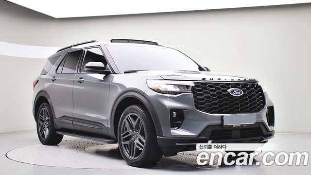 Ford Explorer (VI) 2.3 ST-Line 4WD 2025 — фото 3