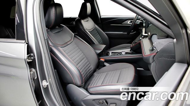 Ford Explorer (VI) 2.3 ST-Line 4WD 2025 — фото 22