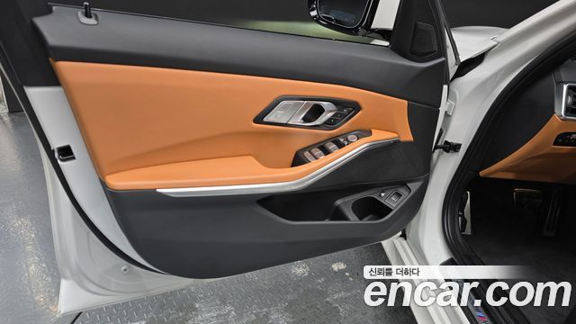 BMW 3 Series (G20) 330e M Sport 2023 — фото 24