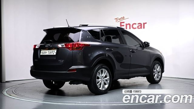 Toyota RAV4 2.5 4WD 4th 2013 — фото 2