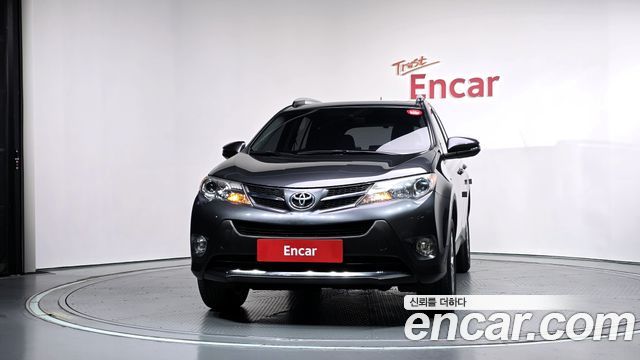 Toyota RAV4 2.5 4WD 4th 2013 — фото 3