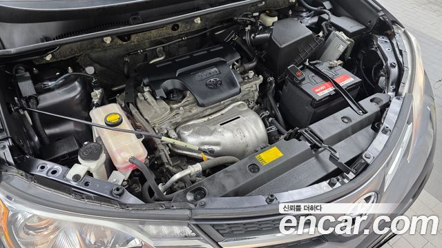 Toyota RAV4 2.5 4WD 4th 2013 — фото 6