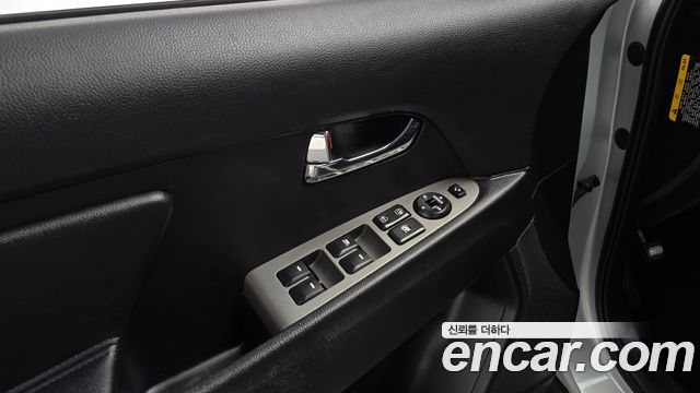 Kia Sportage R Diesel 2WD Trendy 2014 — фото 16