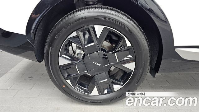 Kia Sportage (V) Gasoline 1.6 Turbo 2WD Noblesse 2025 — фото 5
