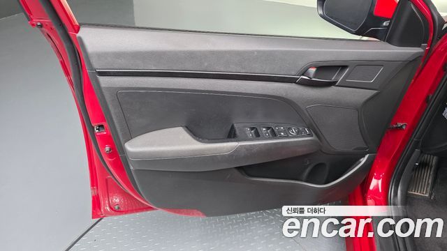 Hyundai Avante (AD) 1.6 Turbo Sport 2018 — фото 24