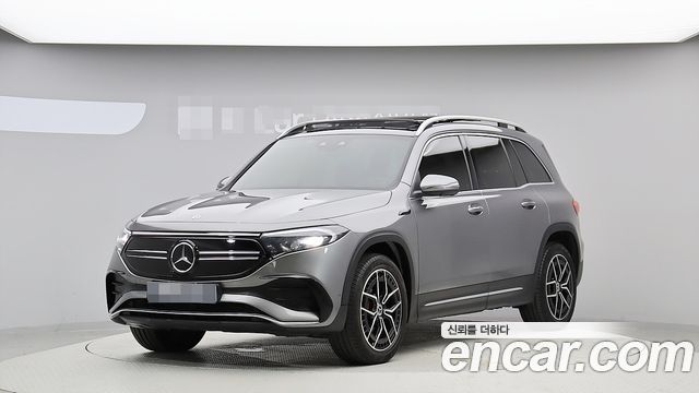 Mercedes-Benz EQB (X243) EQB300 4MATIC AMG Line