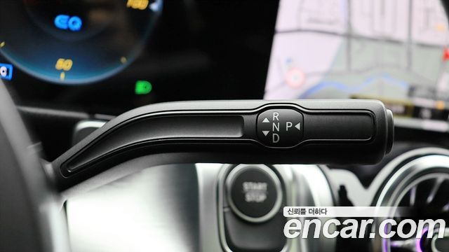 Mercedes-Benz EQB (X243) EQB300 4MATIC AMG Line 2022 — фото 9