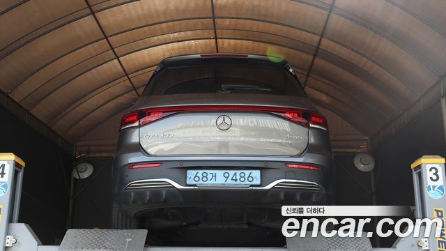 Mercedes-Benz EQB (X243) EQB300 4MATIC AMG Line 2022 — фото 21