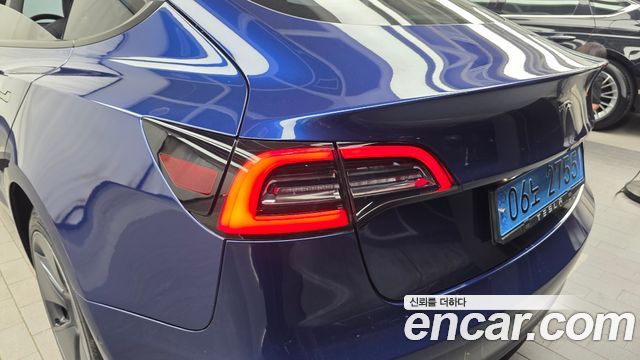 Tesla Model 3 Long Range AWD 2022 — фото 23