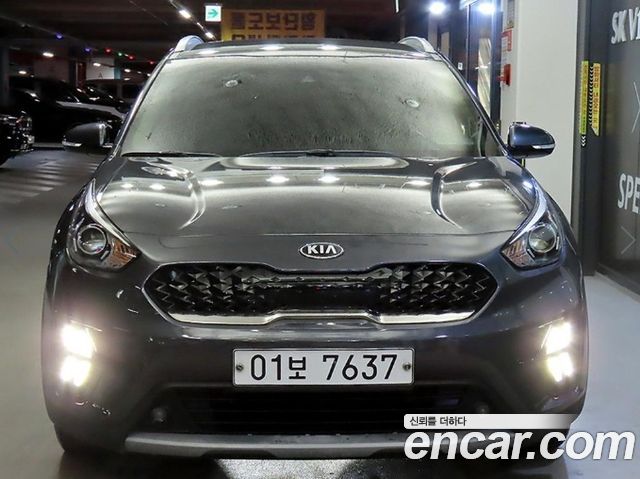 Kia Niro 1.6 HEV Prestige 2020 — фото 2