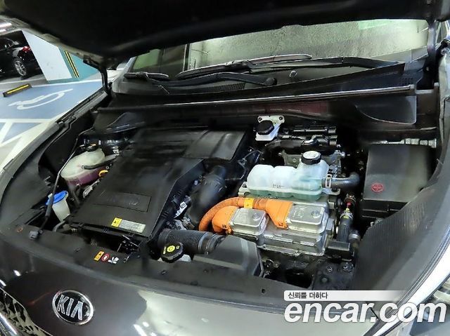Kia Niro 1.6 HEV Prestige 2020 — фото 22