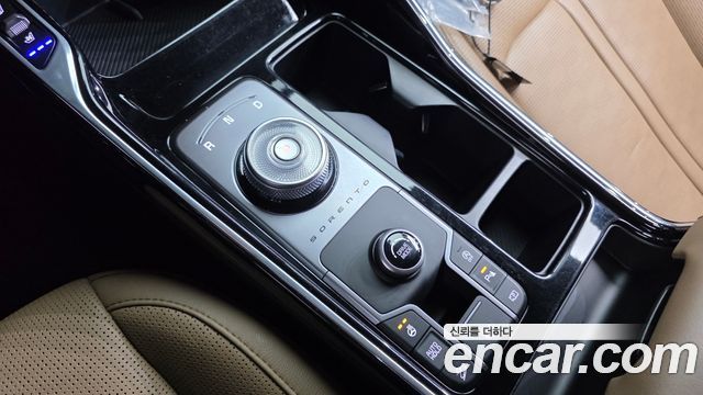 Kia Sorento (IV) Gasoline 2.5T 2WD Noblesse 2024 — фото 9