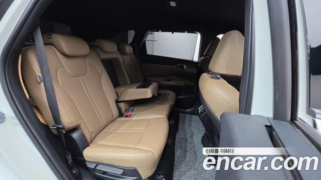 Kia Sorento (IV) Gasoline 2.5T 2WD Noblesse 2024 — фото 18