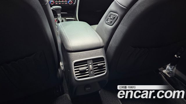 Kia K5 (II) 2.0 Intelligent 2019 — фото 29