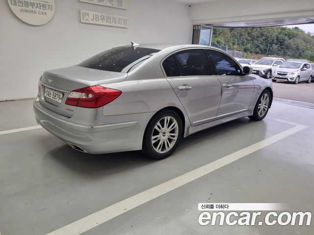 Hyundai Genesis BH 330 Luxury Standard 2012 — фото 6