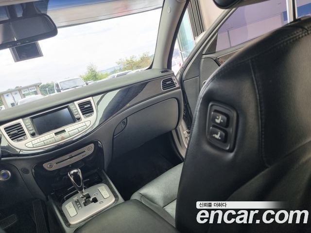 Hyundai Genesis BH 330 Luxury Standard 2012 — фото 15